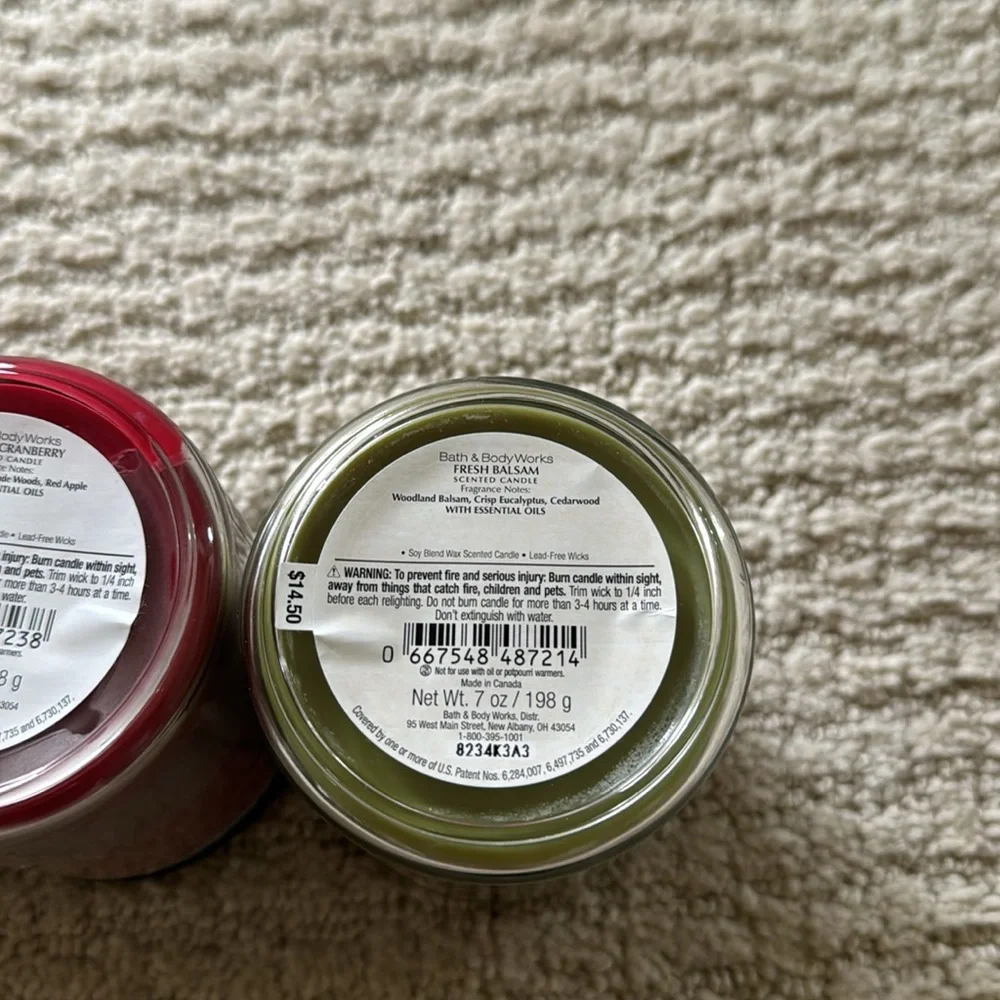 Bath & Body Works Christmas Candle Trio Set of 3 Candles - Picture 6 of 7